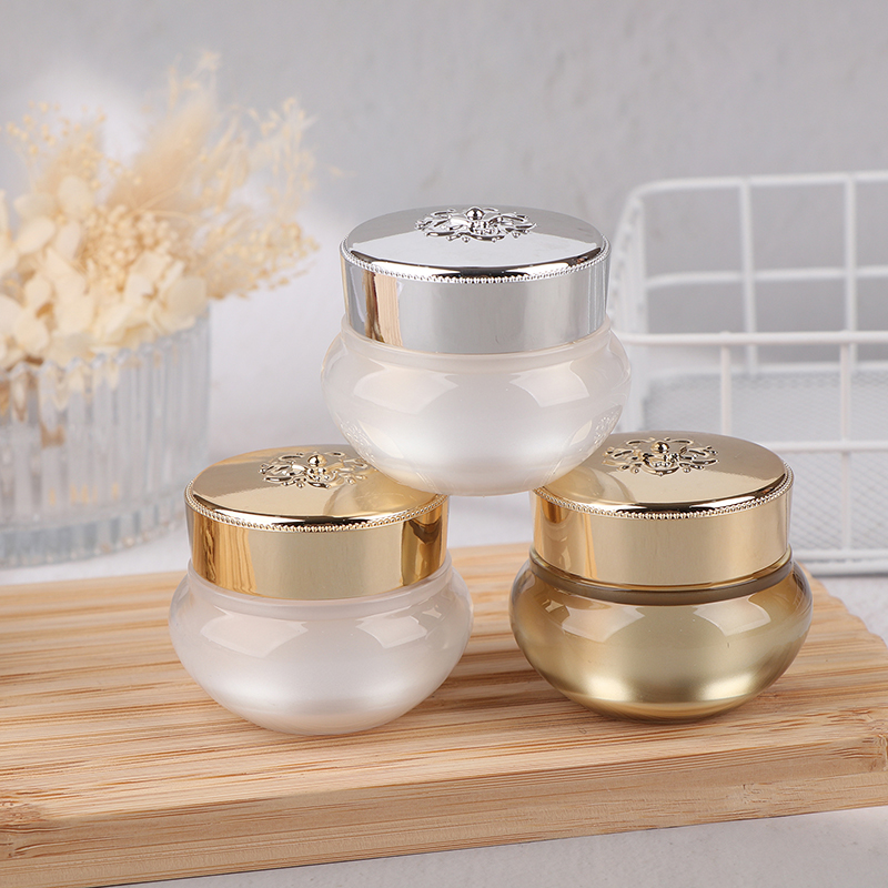 عبوات كريم أكريليك فارغة للسفر - مراجعة Luxury Skincare Makeup وسعره