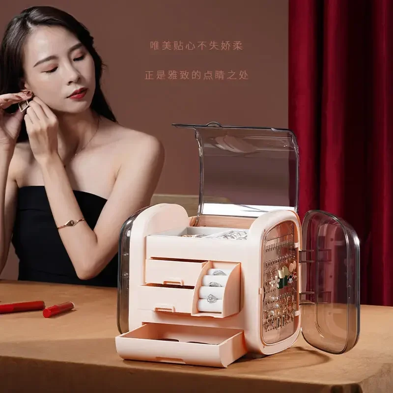 حقيبة مستحضرات تجميل فاخرة بإض - مراجعة Luxury Skincare Makeup وسعره